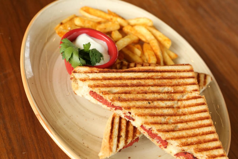 Sucuklu tost+Patates